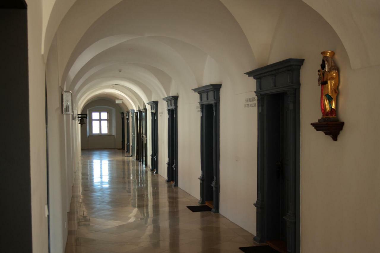 Kloster Plankstetten Gaste- Und Tagungshaus Berching Exterior foto